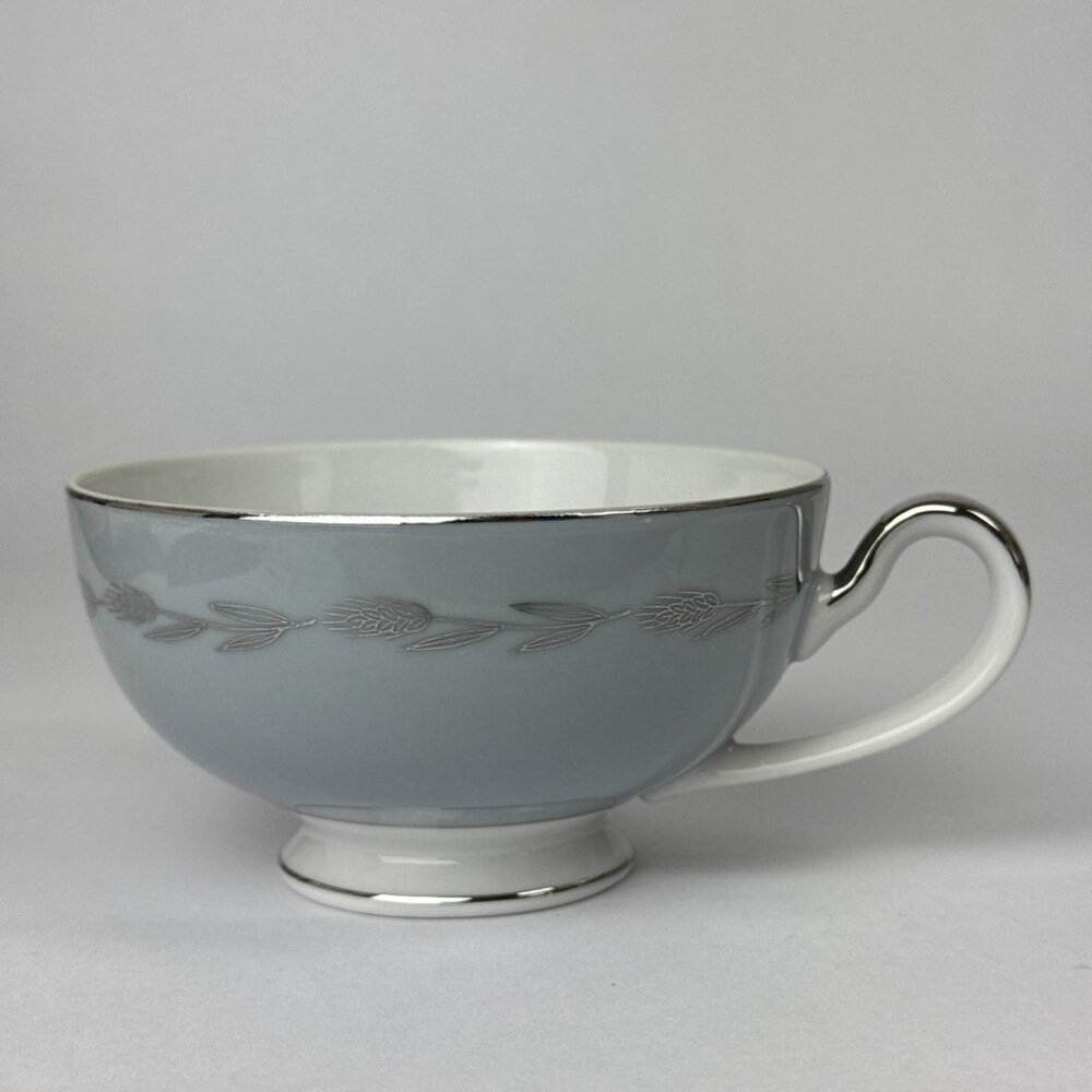 Silver Wheat Seyei China Cups Gray w Platinum Trim Japan 3282 (cp4)